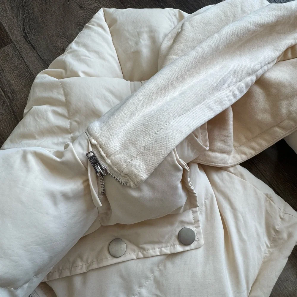 SHEIN puffer coat with detachable hood.  Cream in color.  Women’s size medium.